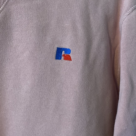 Russell Athletic Size Medium Women's Pink Sweatshirt - Picture 2 of 7